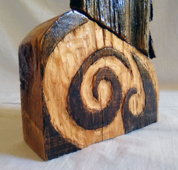 Figura decorativa en madera - Imagen 3