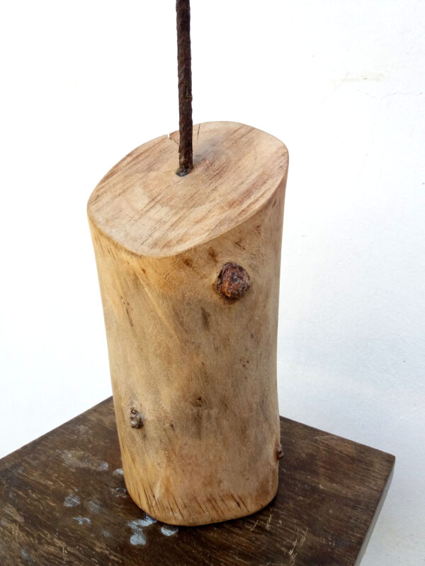 Escultura de barco con metal reciclado y base de madera para decoración - Imagen 5